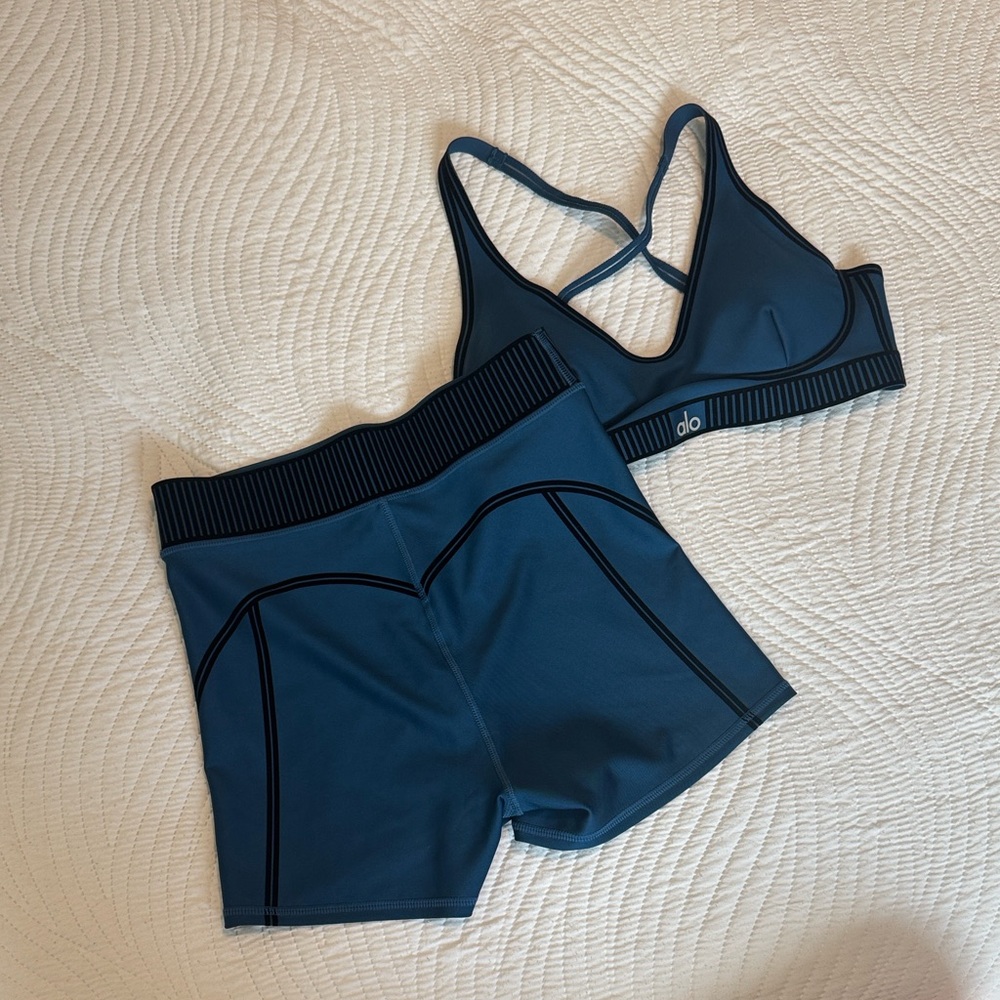 EUC alo yoga set